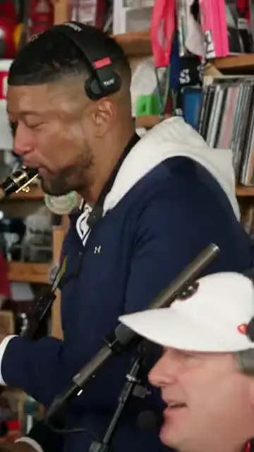 Shot 4: sax solo